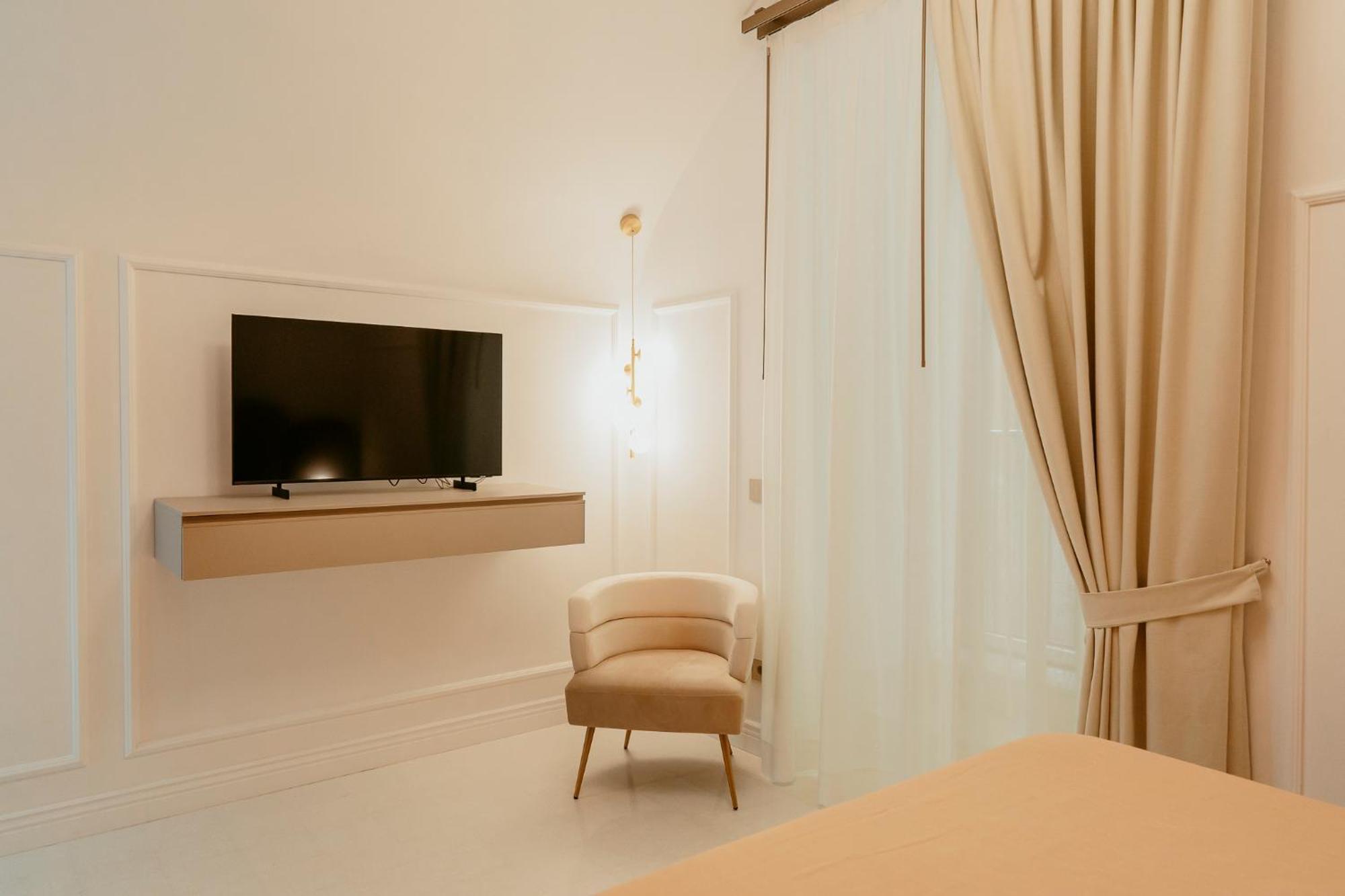 Luxury Apartment-Quartieri Spagn By Alux38 Nápoles Exterior foto
